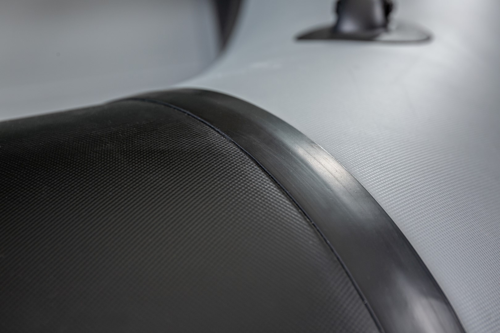 RiverBoats RB-380 (Встроенный рундук)