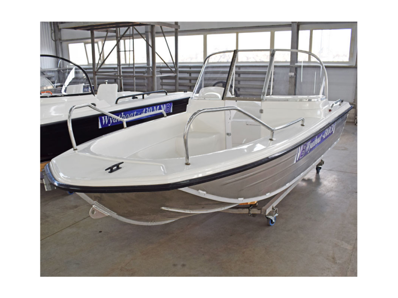 Wyatboat 430 DCM